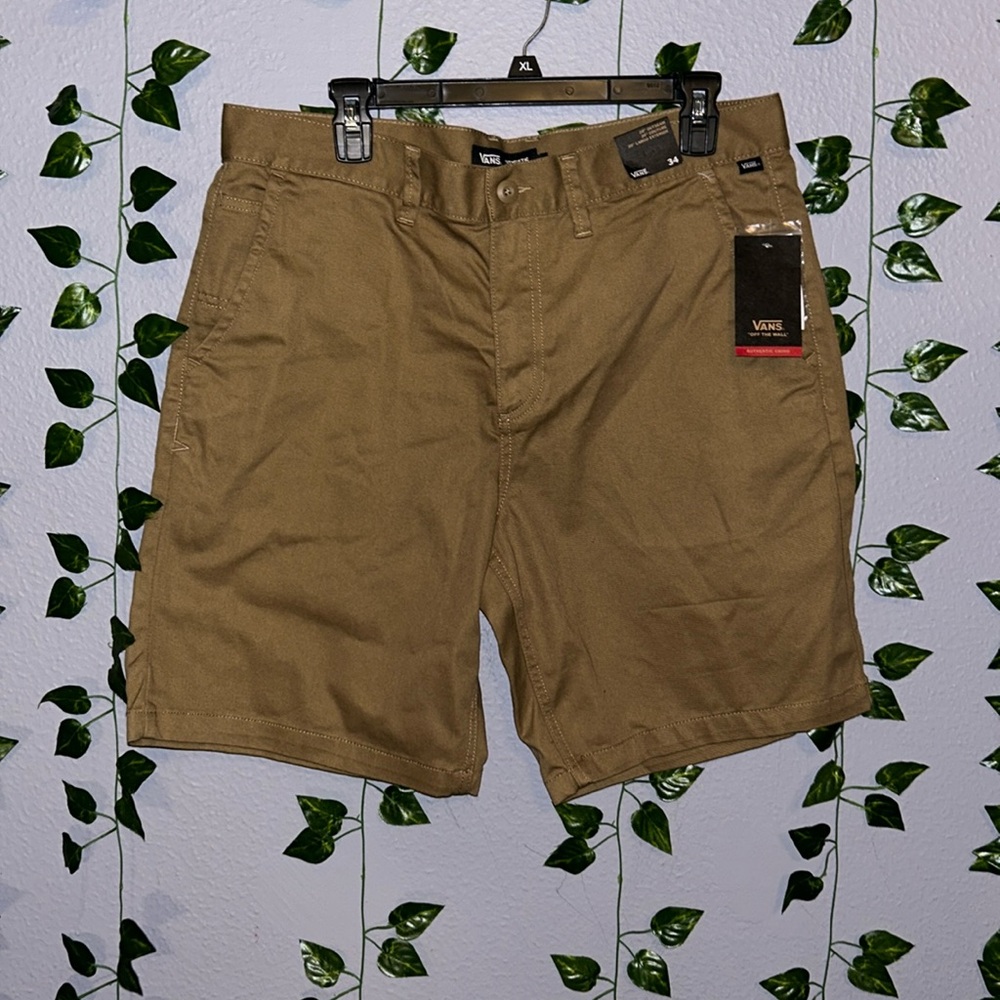 Size 34, Men’s Vans Khaki Shorts